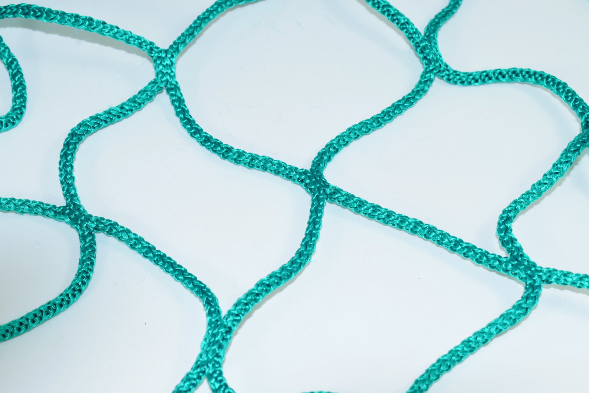 Scaffolding fall protection netting